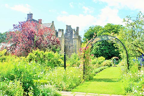 SIGHTSEEING – Gardens, Kellie Castle